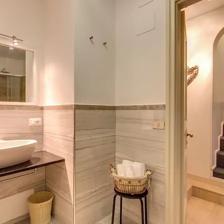 Trevi Miracle * Roma