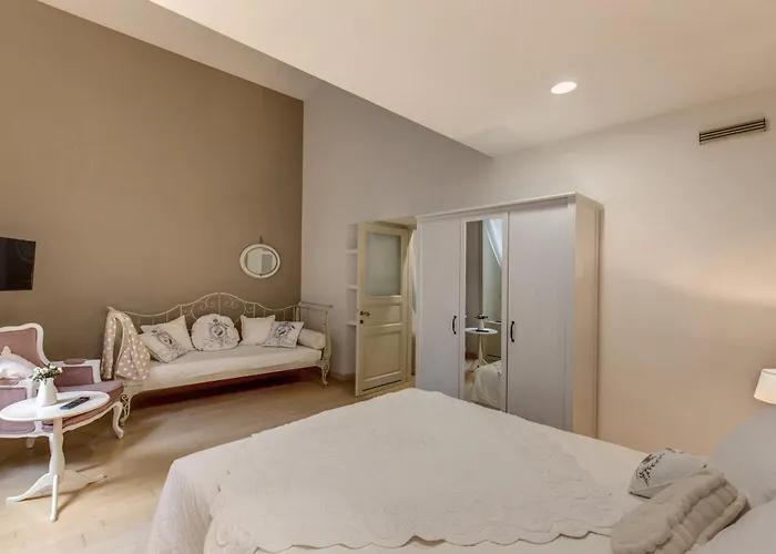 Daire Trevi Miracle *