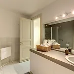 Trevi Miracle Apartment *