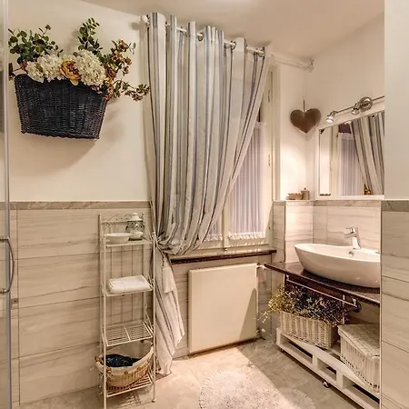 トレヴィ ミラクル スイート *